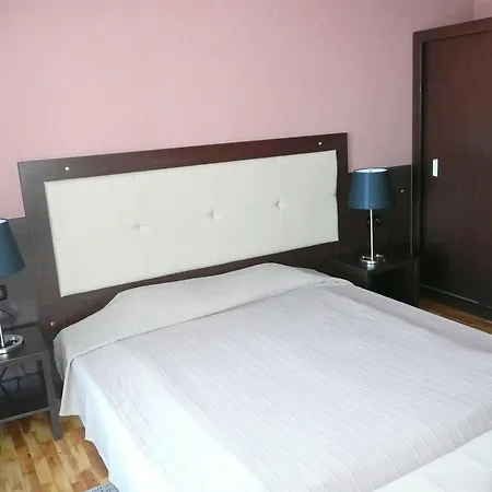 Consul Hotel